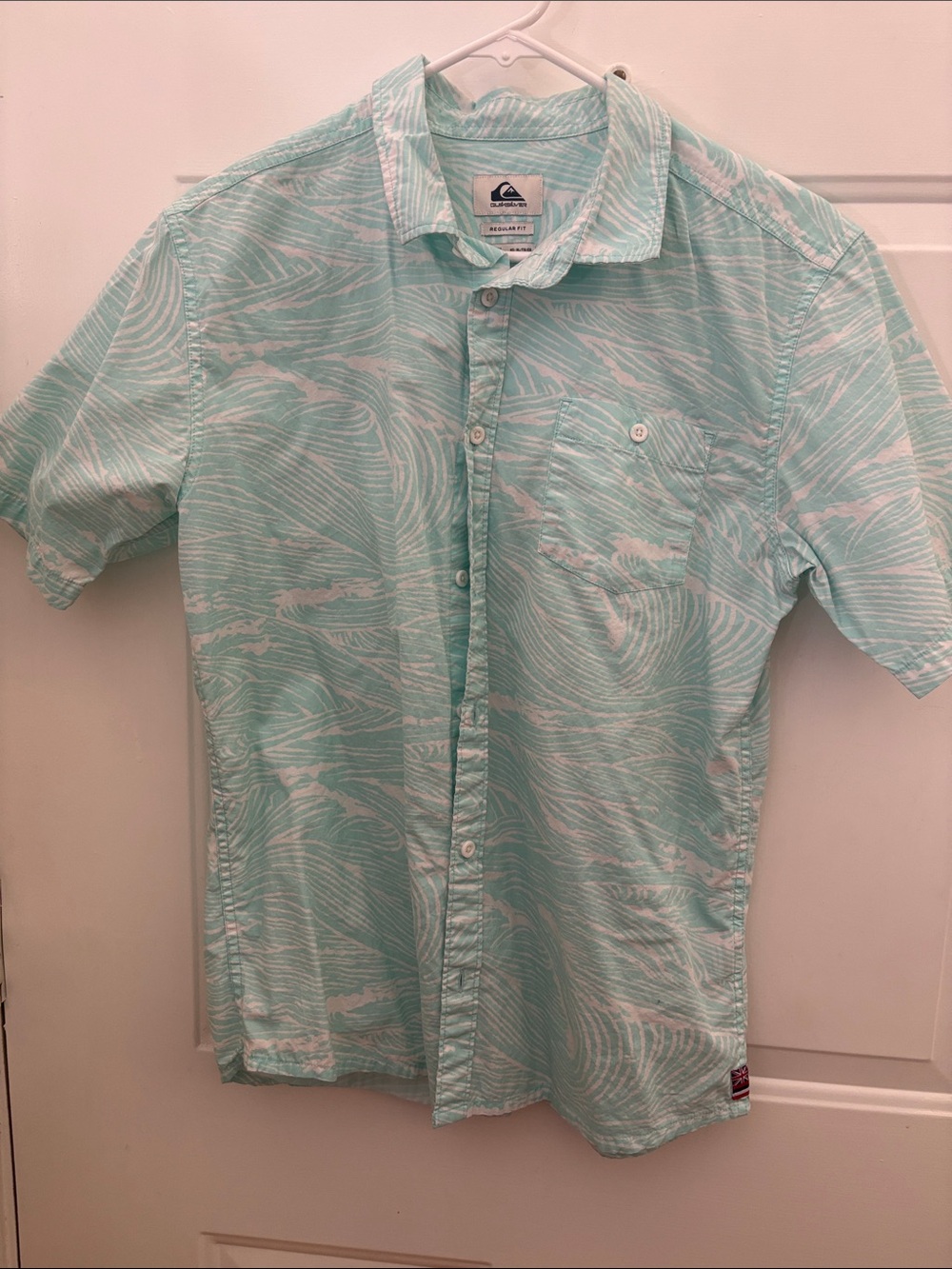 Quiksilver Boys Aqua and White Short Sleeve Button-Up Shirt